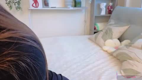 Snapshot of cel1ne_secret chatting on 07.18.26 Josie Manesi online show from 07.18.26