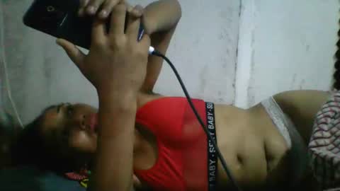 Snapshot of celena438935 chatting on 11.25.25 celena438935 online show from 11.25.25