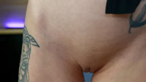 Snapshot of celestara chatting on 02.08.25 Celestara online show from 02.08.25