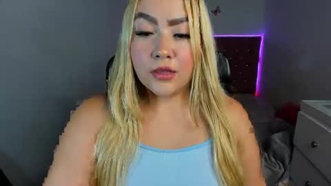 Snapshot of celeste__sweetx chatting on 05.08.26 Celeste Sweet online show from 05.08.26