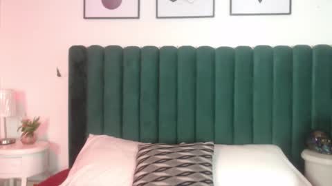 Snapshot of celeste_bs chatting on 10.30.25 Celeste online show from 10.30.25