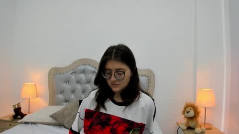 Celeste Calderon online show from 01.05.26