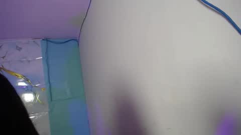 Snapshot of celeste_polis chatting on 11.08.25 celeste_polis online show from 11.08.25