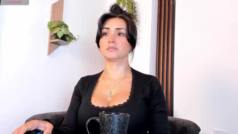     online show from 09.15.25