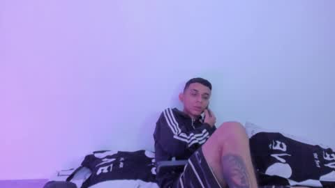 Snapshot of celeste_y_pipe chatting on 09.20.25 Celeste Y Pipe online show from 09.20.25