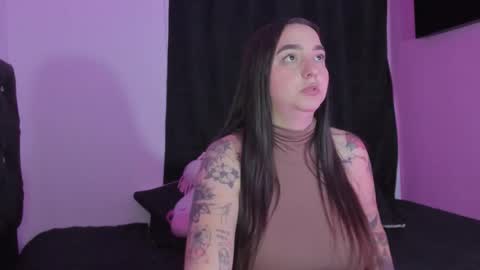 Snapshot of celeste_y_pipe chatting on 11.30.25 Celeste Y Pipe online show from 11.30.25