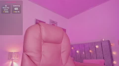 Snapshot of celestecute_ chatting on 12.23.24 Celeste INSTAGRAM Celestecute 01 online show from 12.23.24