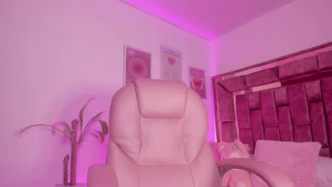 Snapshot of celestecute_ chatting on 02.09.25 Celeste INSTAGRAM Celestecute 01 online show from 02.09.25