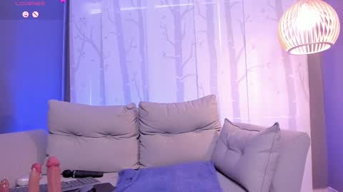 Snapshot of celestelewis_ chatting on 03.08.25 Celeste online show from 03.08.25