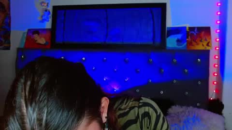 I am Valentinn online show from 02.18.25