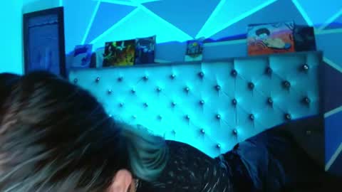 I am Valentinn online show from 12.05.25