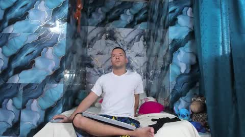 celesteyorucso1 online show from 10.14.25