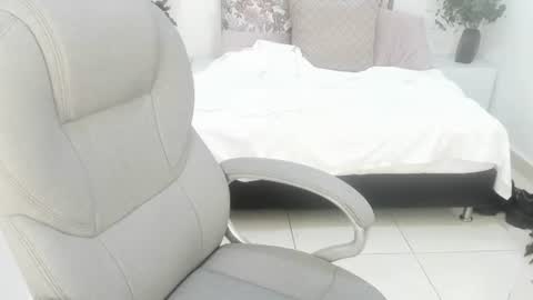 Snapshot of celestica_rose chatting on 06.28.26 Celestica online show from 06.28.26