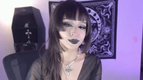   online show from 07.04.26