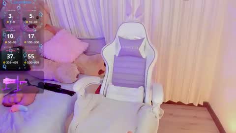        700   110 p  online show from 02.01.26