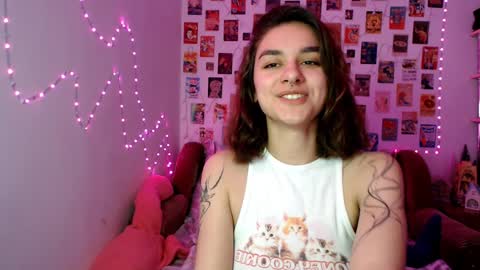 Snapshot of celine_dionn chatting on 02.02.25 Celine online show from 02.02.25