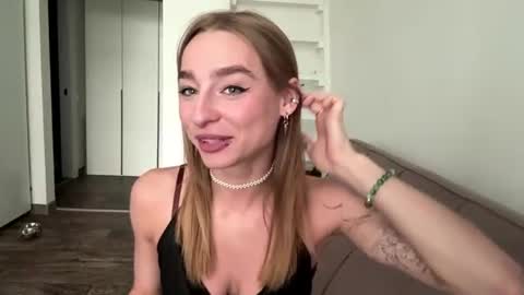 Amilia online show from 06.11.26