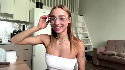 Amilia online show from 06.23.26