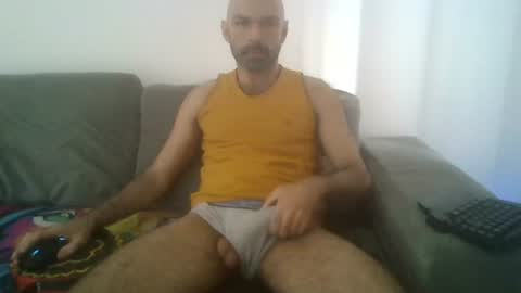 Snapshot of celllo_hairy chatting on 08.07.26 celllo_hairy online show from 08.07.26