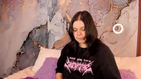 Hello guys my name is Sofi and Lizzie and  Vanessa online show from 02.09.26