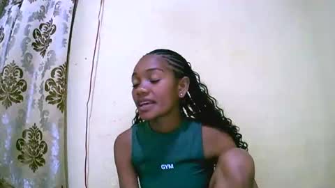 Snapshot of cerminah chatting on 10.11.25 cerminah online show from 10.11.25