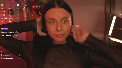 Snapshot of ceserisu chatting on 10.10.25 Casey online show from 10.10.25