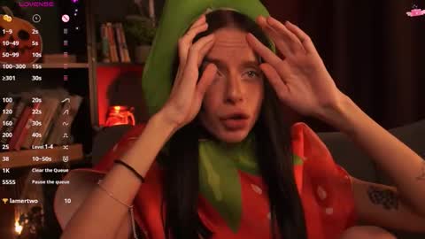 Snapshot of ceserisu chatting on 10.30.25 Casey online show from 10.30.25