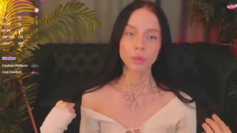 Snapshot of ceserisu chatting on 11.15.25 Casey online show from 11.15.25