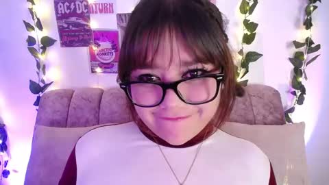 Snapshot of chaarlotte_1 chatting on 10.05.25 charlotte online show from 10.05.25