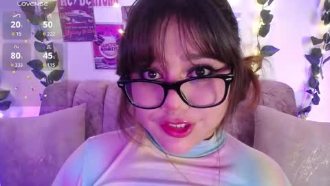 Snapshot of chaarlotte_1 chatting on 11.04.25 charlotte online show from 11.04.25