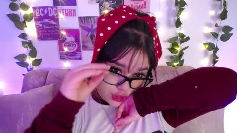 Snapshot of chaarlotte_1 chatting on 01.18.26 charlotte online show from 01.18.26