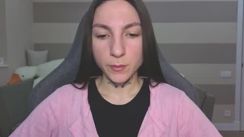 Kate online show from 03.25.26