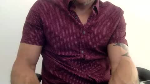 Snapshot of chagaschoo chatting on 11.24.25 Chags online show from 11.24.25