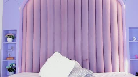 Snapshot of chaneladamss_ chatting on 02.06.25 C H A N E L online show from 02.06.25