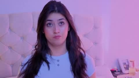 Snapshot of chanellgv chatting on 11.20.25 Chanell online show from 11.20.25