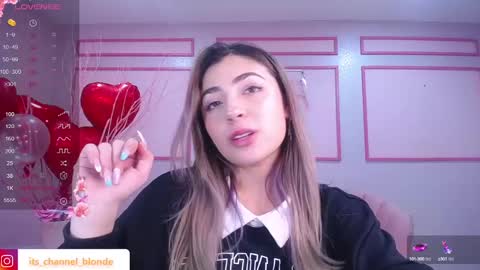channel_blonde_a online show from 02.04.25