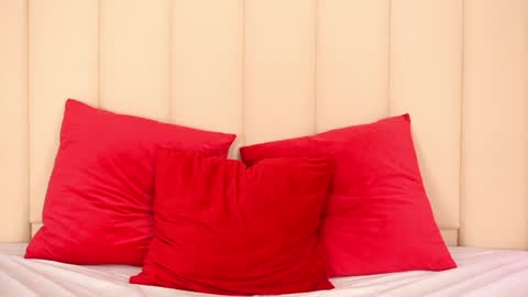 Channelangeless online show from 02.08.25