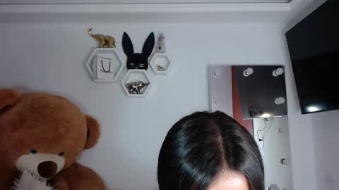 Isabella online show from 01.08.25