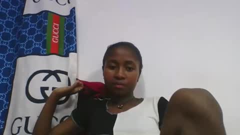 Snapshot of chantale483461 chatting on 03.08.26 chantale483461 online show from 03.08.26