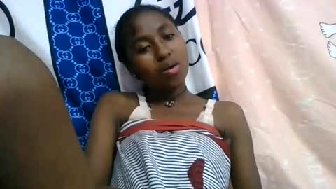 Snapshot of chantale483461 chatting on 03.14.26 chantale483461 online show from 03.14.26