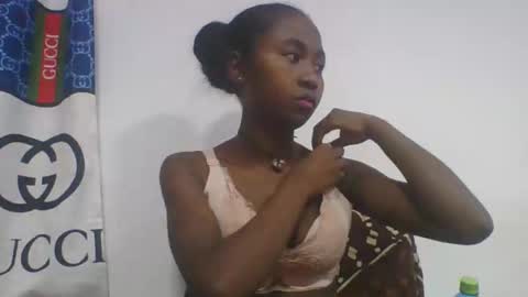 Snapshot of chantale483461 chatting on 03.23.26 chantale483461 online show from 03.23.26