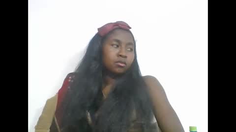 Snapshot of chantale483461 chatting on 04.11.26 chantale483461 online show from 04.11.26