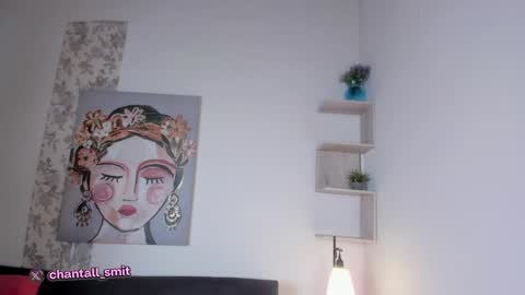 Snapshot of chantall_smith chatting on 02.07.25 online show from 02.07.25