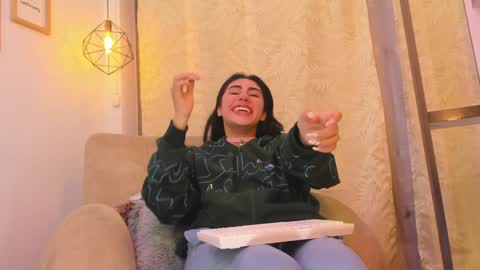 Snapshot of chantall_valkoba chatting on 01.13.25 Chantall online show from 01.13.25