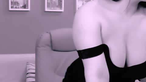 The Queen online show from 03.01.25