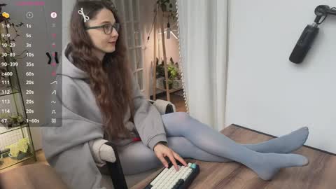 Snapshot of chantwow chatting on 05.19.26 Liz online show from 05.19.26