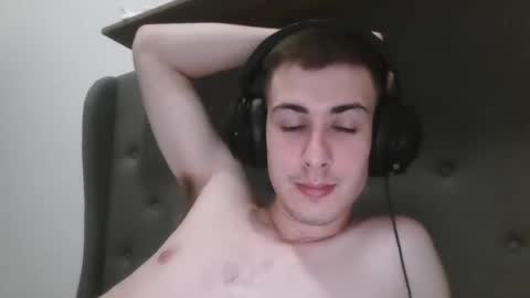 Snapshot of charismaticcharm chatting on 01.20.25 charismaticcharm online show from 01.20.25