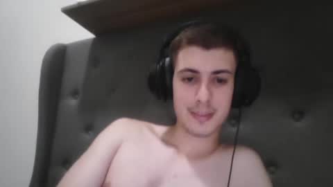 Snapshot of charismaticcharm chatting on 01.21.25 charismaticcharm online show from 01.21.25