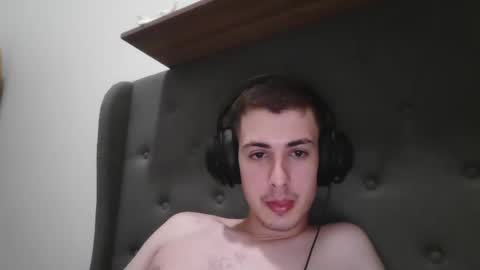 Snapshot of charismaticcharm chatting on 01.22.25 charismaticcharm online show from 01.22.25