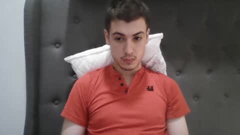 Snapshot of charismaticcharm chatting on 01.25.25 charismaticcharm online show from 01.25.25